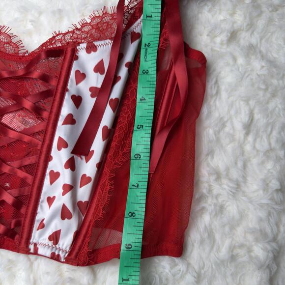 Victoria's Secret Red Lace Bustier with Heart Print - Picture 4 of 8
